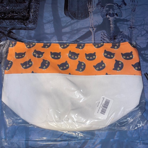 Halloween Trick or Treat Bag, Reversible Canvas Bucket Tote Bag, Multipurpose - Picture 7 of 10